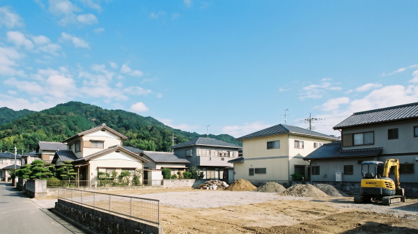 固定資産税があがり危険な状態から更地に変更