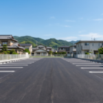 アスファルトに駐車場舗装した様子