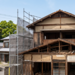 解体中の足場の様子